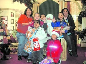 Signing Santa 022