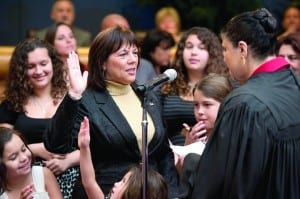 Commissioner Lynda Bell installed as vice chair of Miami-Dade Commission