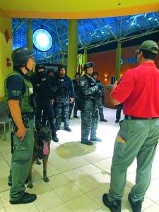 Active shooter tactical training drill takes place in Dolphin Mall