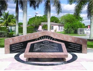 Richmond Heights Pioneers Monument honors families of World War II veterans